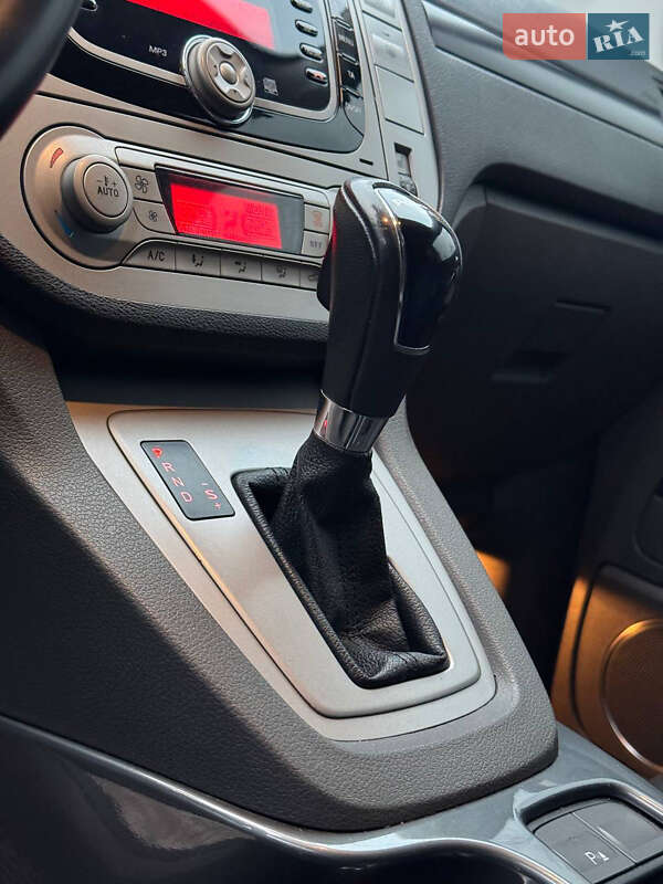 Позашляховик / Кросовер Ford Kuga 2012 в Кривому Розі фото 8 Позашляховик / Кросовер Ford Kuga 2012 в Кривому Розі