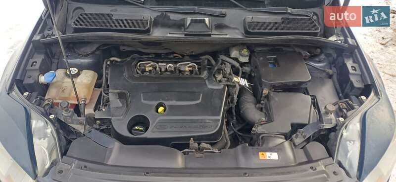 Внедорожник / Кроссовер Ford Kuga 2011 в Киеве фото 18 Внедорожник / Кроссовер Ford Kuga 2011 в Киеве