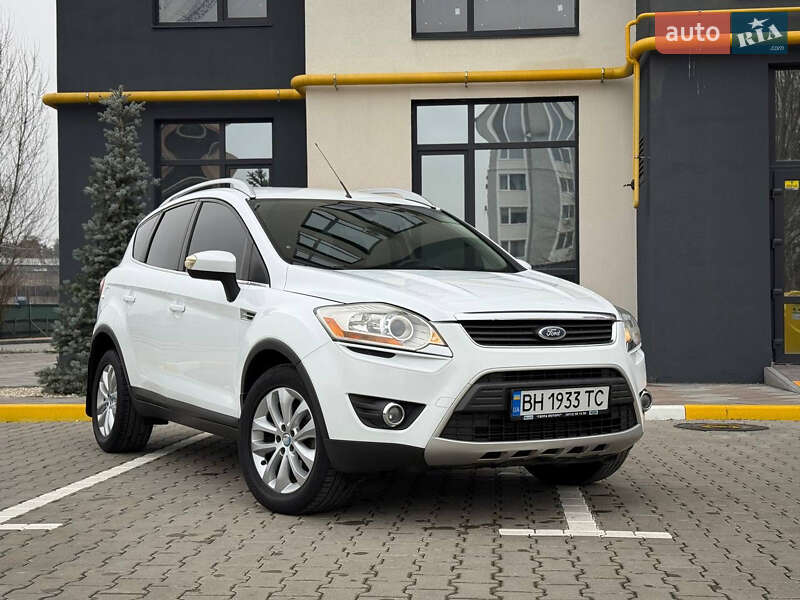 Позашляховик / Кросовер Ford Kuga 2010 в Ірпені