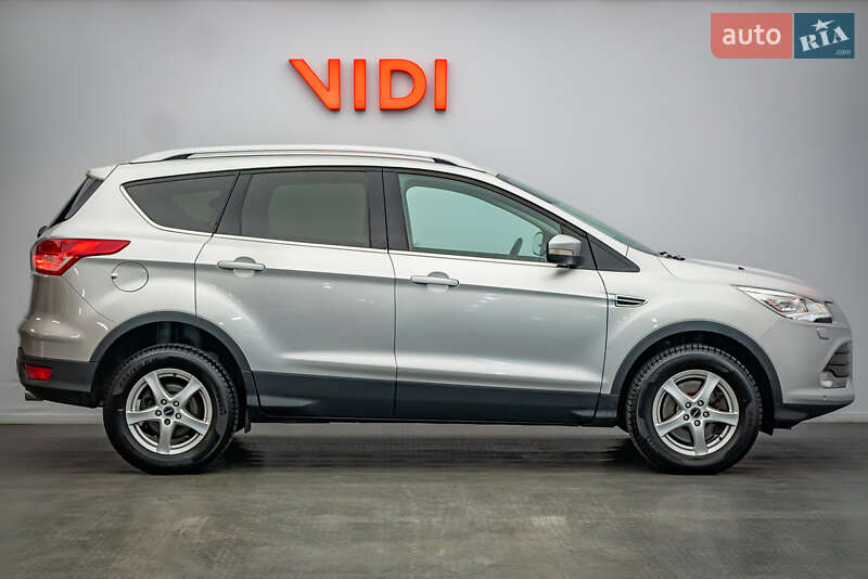 Внедорожник / Кроссовер Ford Kuga 2015 в Киеве