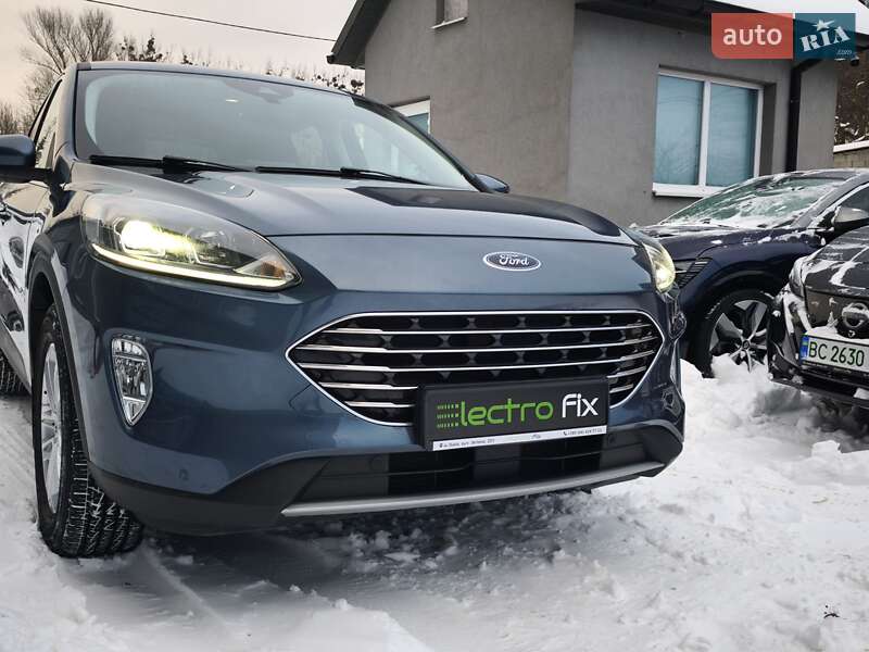 Внедорожник / Кроссовер Ford Kuga 2020 в Львове
