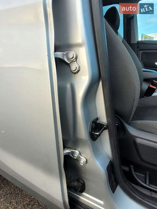 Позашляховик / Кросовер Ford Kuga 2011 в Києві