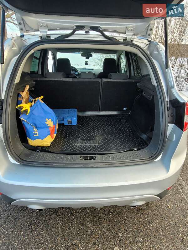 Позашляховик / Кросовер Ford Kuga 2011 в Києві