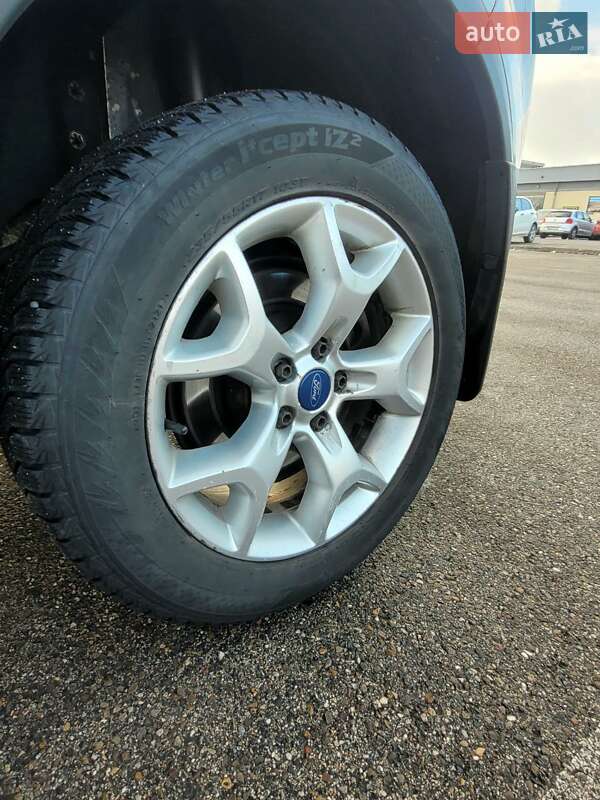 Позашляховик / Кросовер Ford Kuga 2011 в Києві