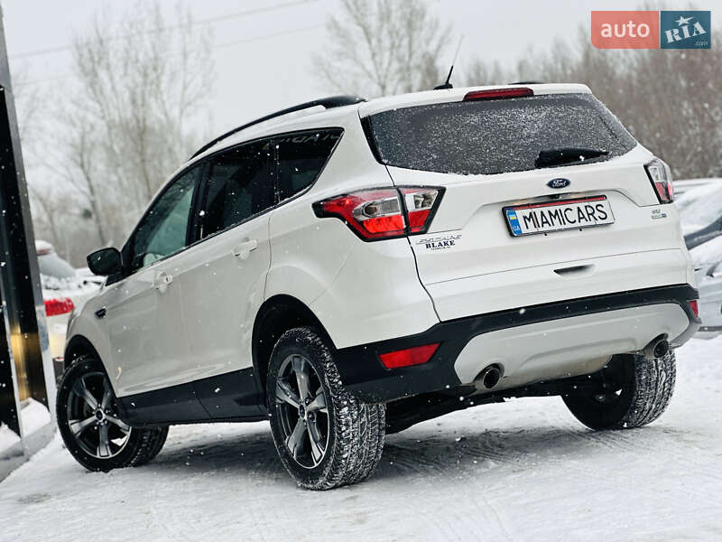 Внедорожник / Кроссовер Ford Kuga 2016 в Харькове