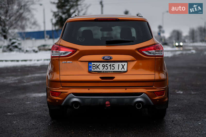 Внедорожник / Кроссовер Ford Kuga 2014 в Дубно