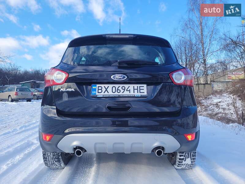 Позашляховик / Кросовер Ford Kuga 2012 в Чернівцях