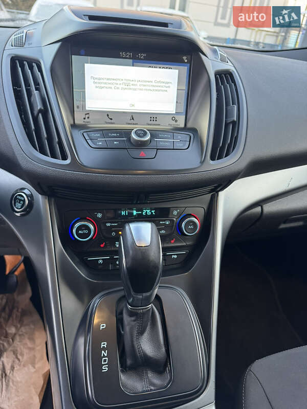 Внедорожник / Кроссовер Ford Kuga 2019 в Ровно