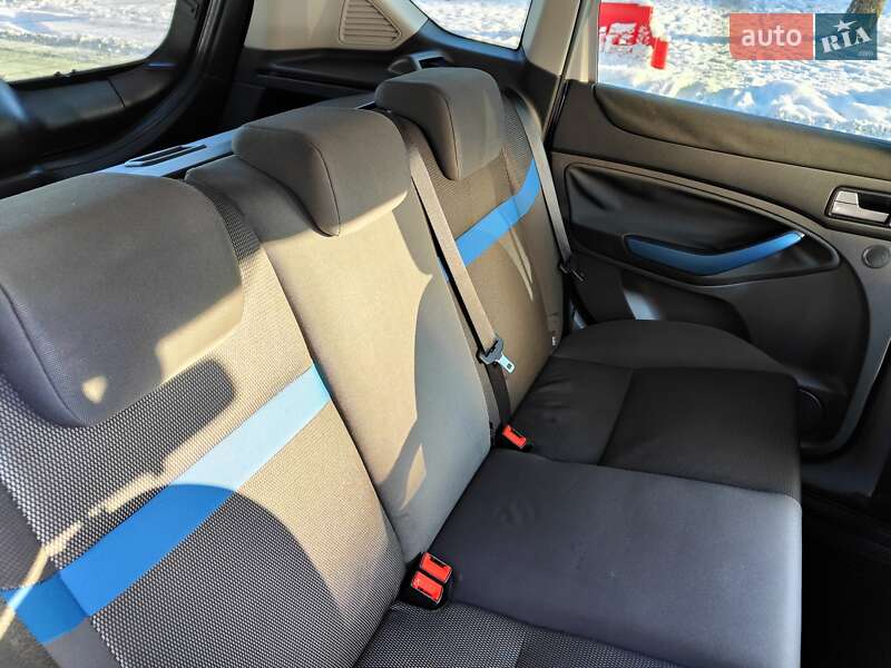 Внедорожник / Кроссовер Ford Kuga 2009 в Киеве