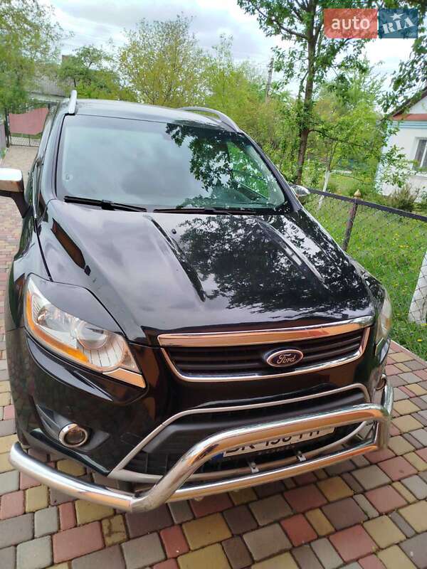 Ford Kuga 2011