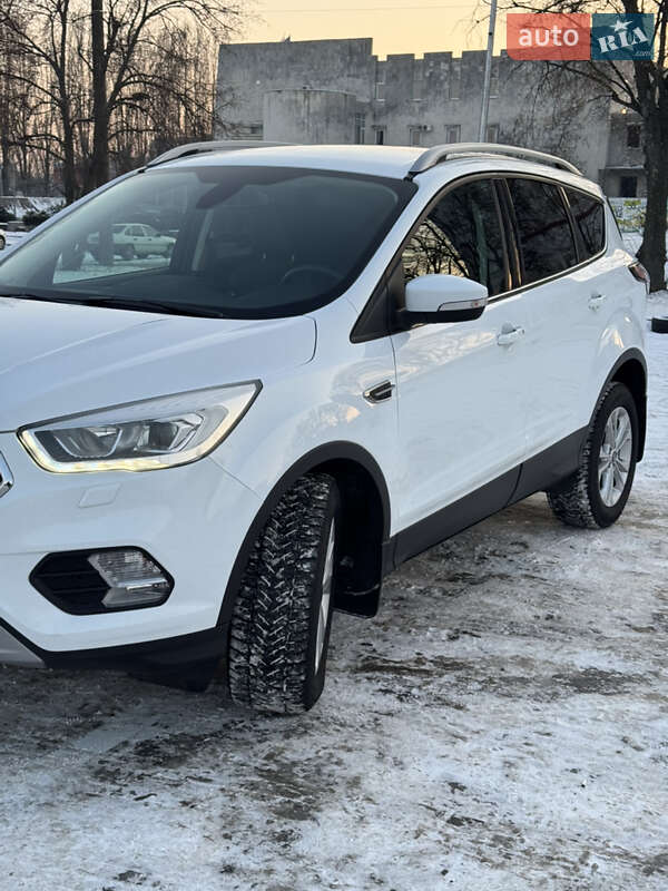 Внедорожник / Кроссовер Ford Kuga 2019 в Черкассах фото 11 Внедорожник / Кроссовер Ford Kuga 2019 в Черкассах
