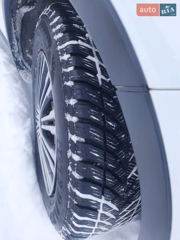 Внедорожник / Кроссовер Ford Kuga 2009 в Борщеве фото 19 Внедорожник / Кроссовер Ford Kuga 2009 в Борщеве