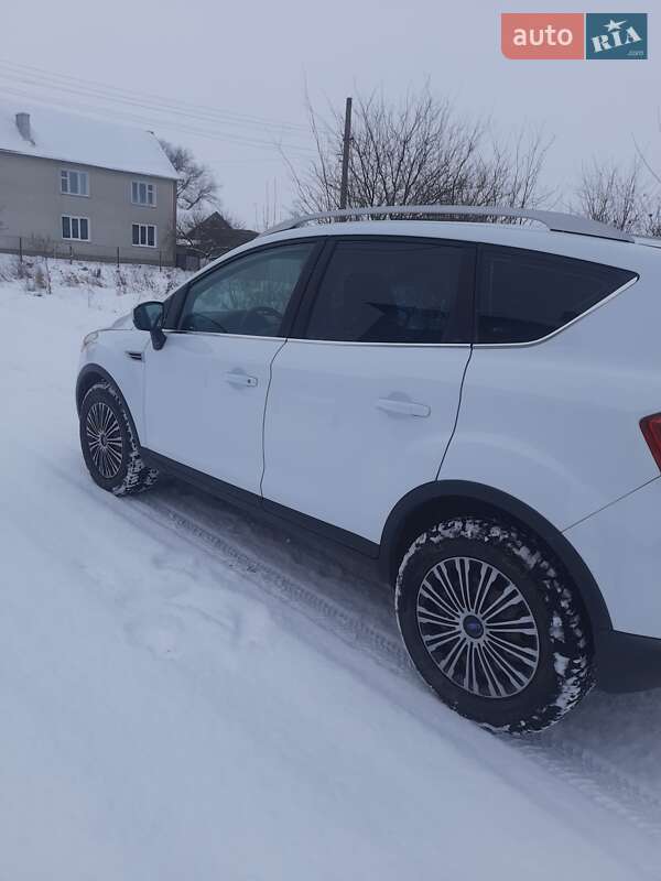 Внедорожник / Кроссовер Ford Kuga 2009 в Борщеве фото 3 Внедорожник / Кроссовер Ford Kuga 2009 в Борщеве