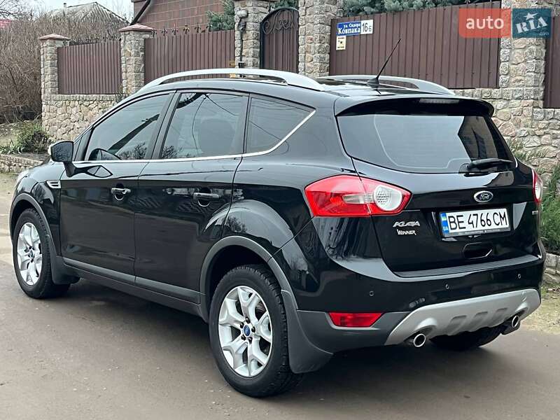 Позашляховик / Кросовер Ford Kuga 2011 в Первомайську
