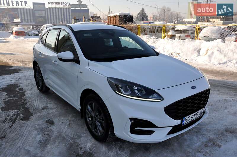 Позашляховик / Кросовер Ford Kuga 2021 в Львові