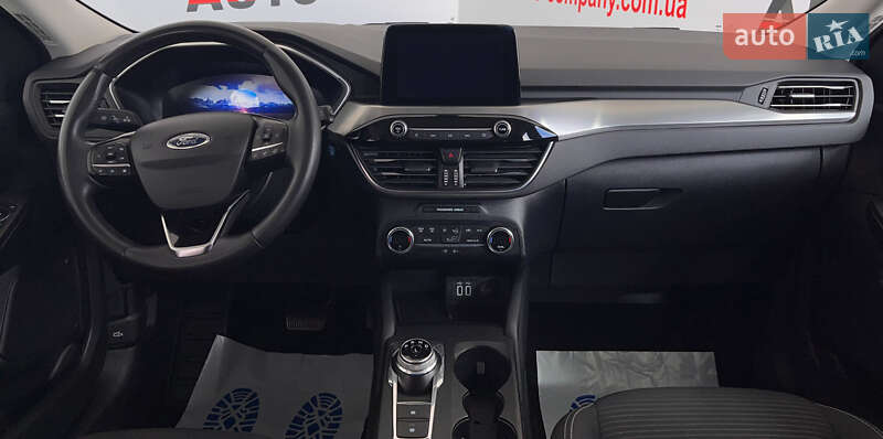 Позашляховик / Кросовер Ford Kuga 2021 в Львові