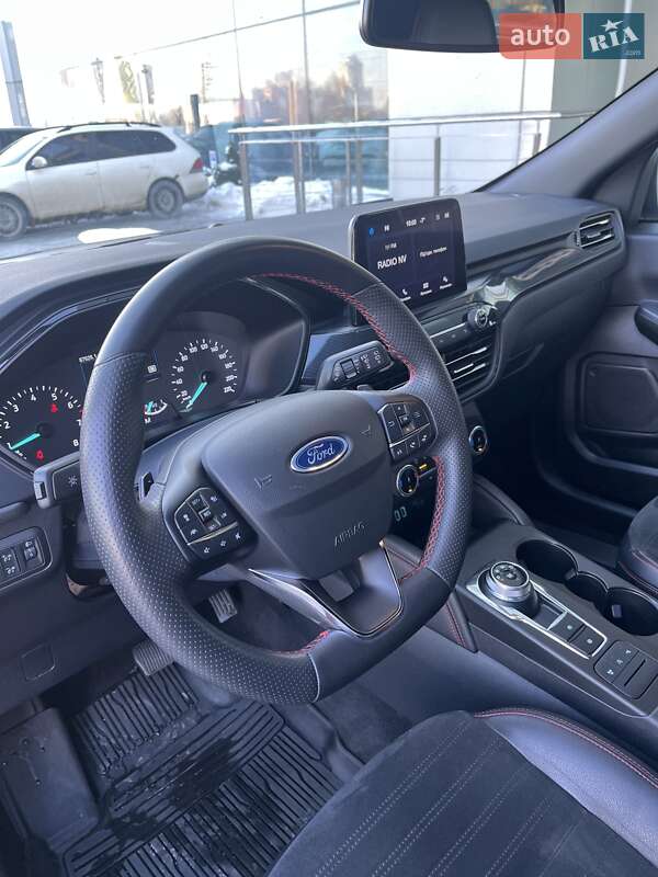 Позашляховик / Кросовер Ford Kuga 2023 в Києві