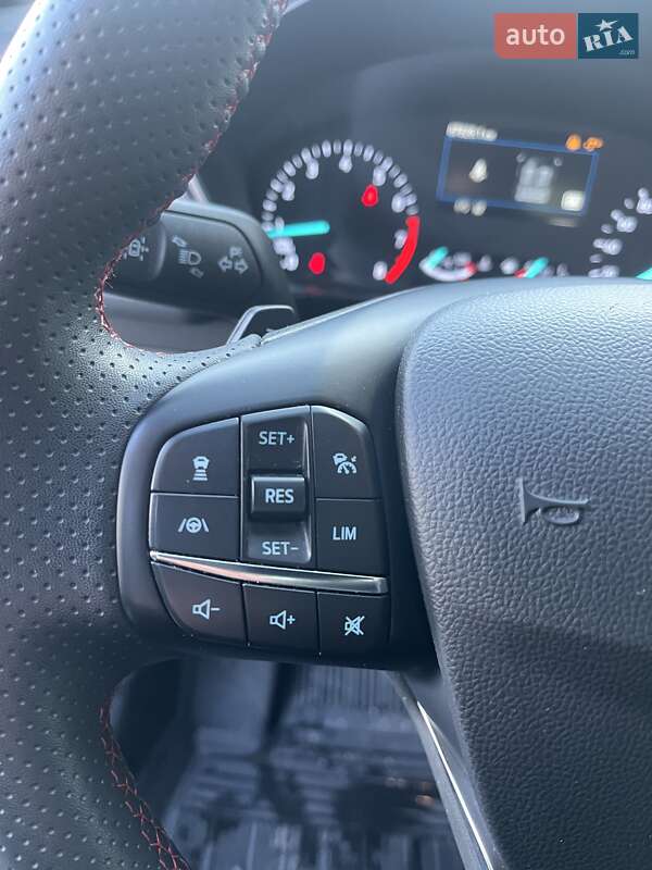 Позашляховик / Кросовер Ford Kuga 2023 в Києві