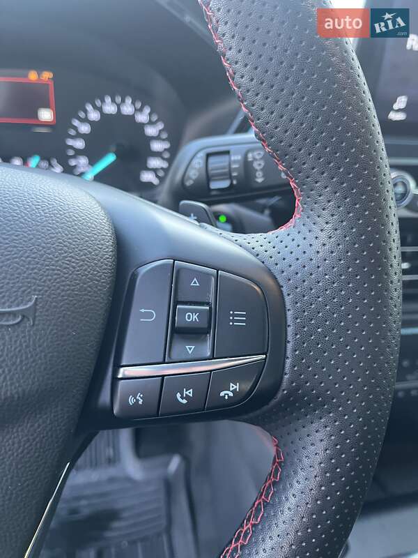 Позашляховик / Кросовер Ford Kuga 2023 в Києві