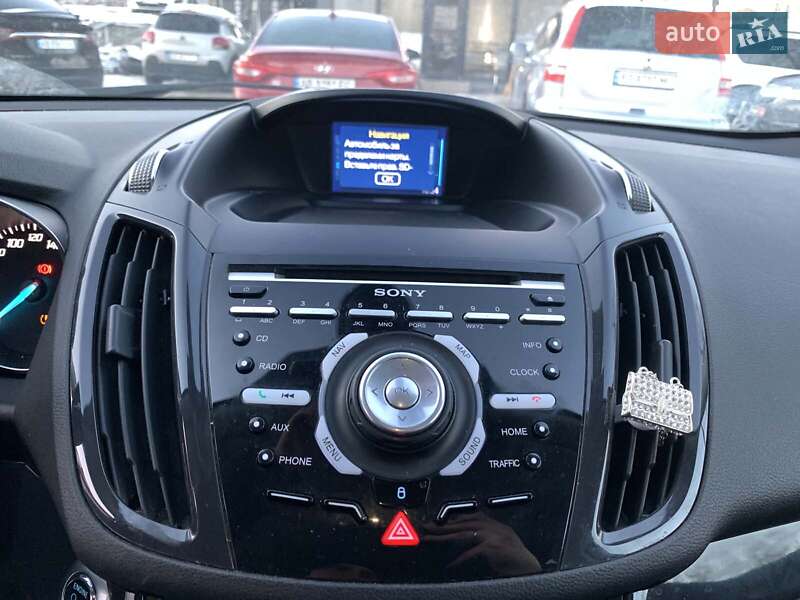 Позашляховик / Кросовер Ford Kuga 2015 в Вінниці