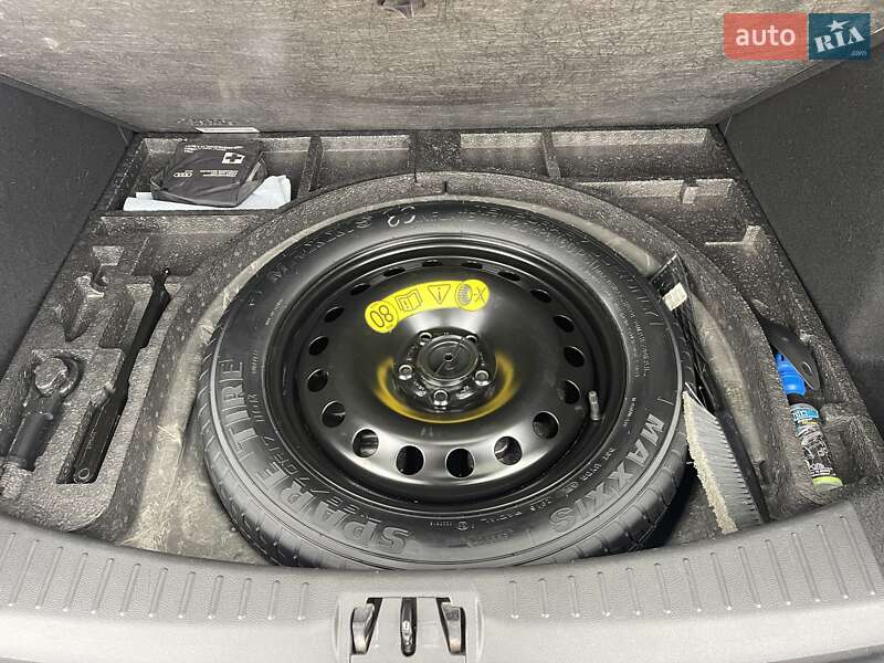 Позашляховик / Кросовер Ford Kuga 2016 в Миколаєві фото 9 Позашляховик / Кросовер Ford Kuga 2016 в Миколаєві