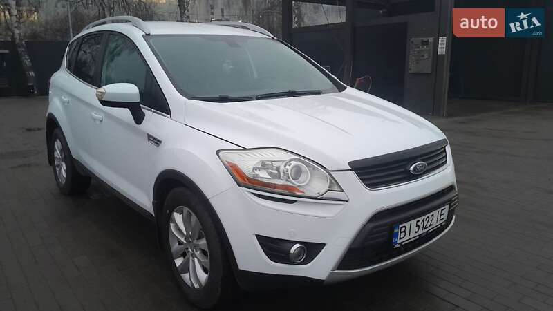Позашляховик / Кросовер Ford Kuga 2011 в Миргороді