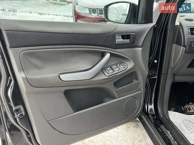 Позашляховик / Кросовер Ford Kuga 2011 в Житомирі