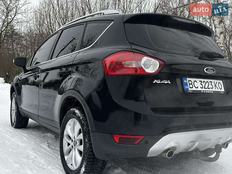 Внедорожник / Кроссовер Ford Kuga 2011 в Стрые