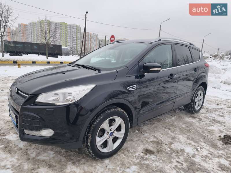 Внедорожник / Кроссовер Ford Kuga 2016 в Киеве