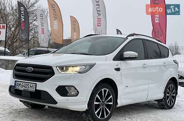 Внедорожник / Кроссовер Ford Kuga 2017 в Бердичеве