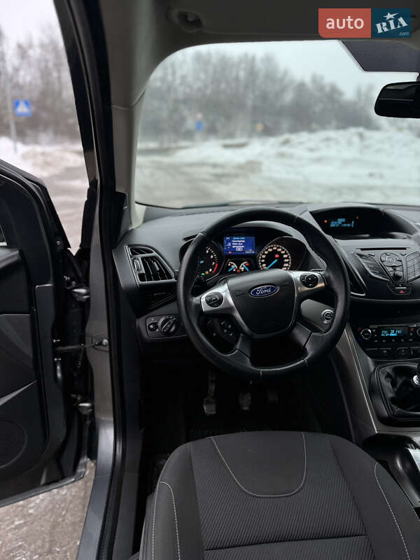 Внедорожник / Кроссовер Ford Kuga 2013 в Тернополе фото 44 Внедорожник / Кроссовер Ford Kuga 2013 в Тернополе