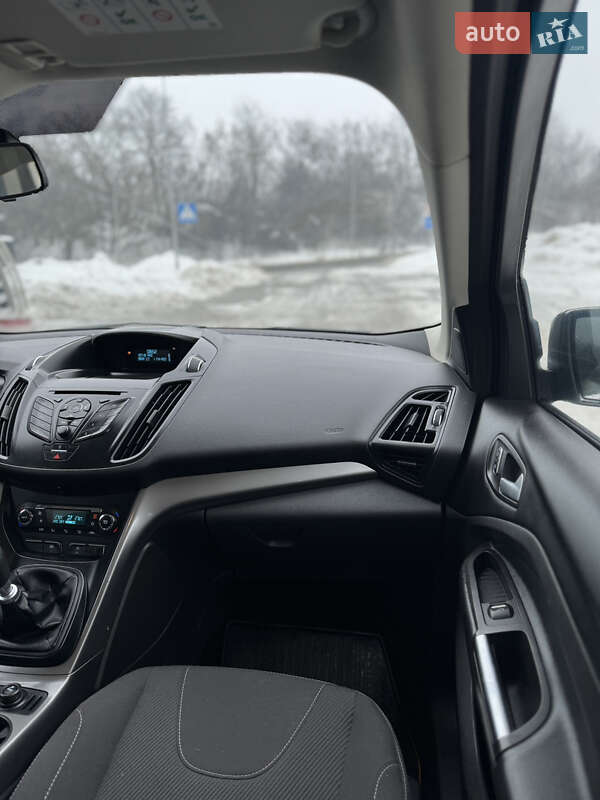 Внедорожник / Кроссовер Ford Kuga 2013 в Тернополе фото 49 Внедорожник / Кроссовер Ford Kuga 2013 в Тернополе