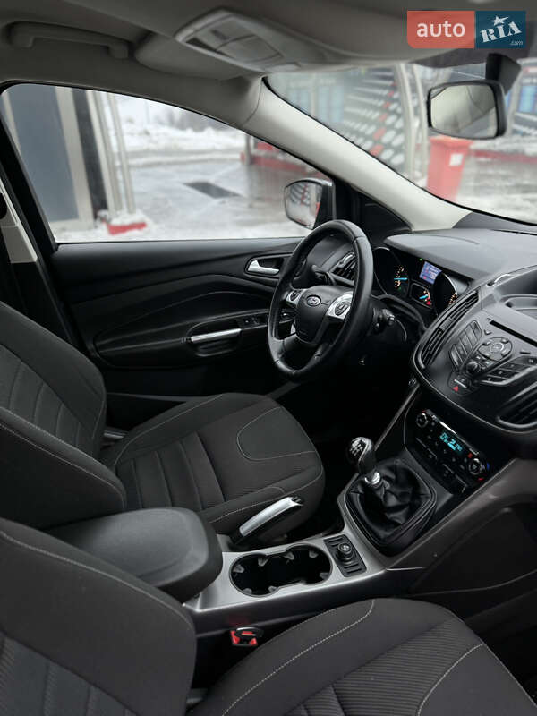Внедорожник / Кроссовер Ford Kuga 2013 в Тернополе фото 54 Внедорожник / Кроссовер Ford Kuga 2013 в Тернополе