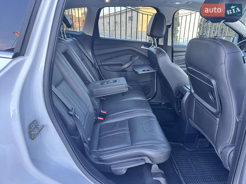 Позашляховик / Кросовер Ford Kuga 2014 в Житомирі