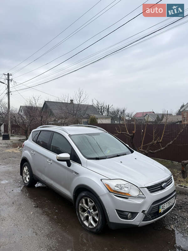 Позашляховик / Кросовер Ford Kuga 2011 в Запоріжжі