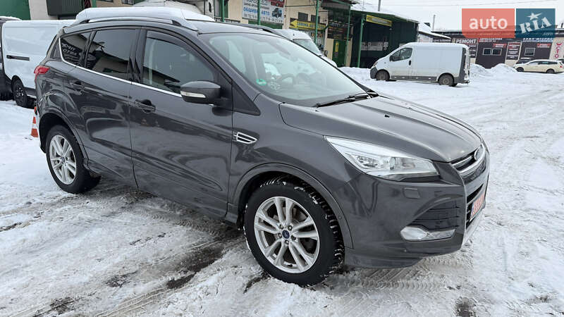 Внедорожник / Кроссовер Ford Kuga 2015 в Луцке