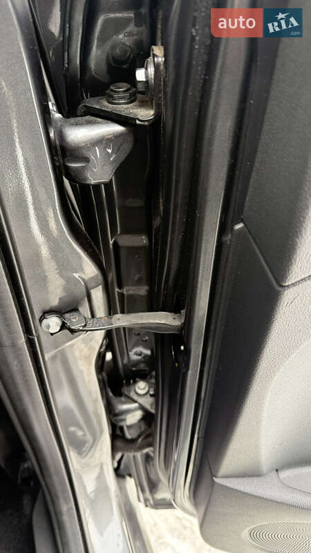 Внедорожник / Кроссовер Ford Kuga 2015 в Луцке