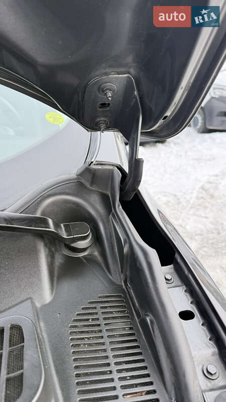 Внедорожник / Кроссовер Ford Kuga 2015 в Луцке