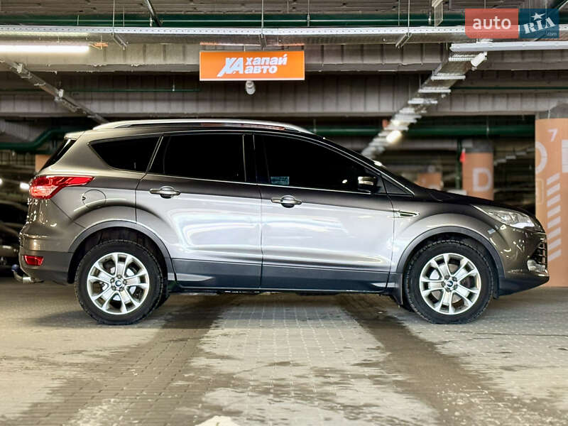 Внедорожник / Кроссовер Ford Kuga 2013 в Киеве