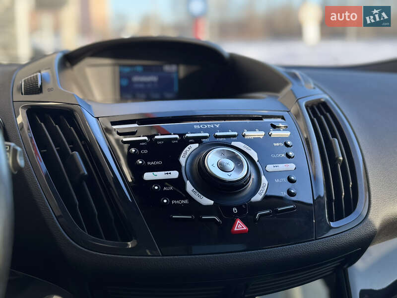 Внедорожник / Кроссовер Ford Kuga 2013 в Киеве