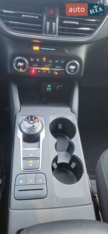 Позашляховик / Кросовер Ford Kuga 2020 в Львові фото 48 Позашляховик / Кросовер Ford Kuga 2020 в Львові