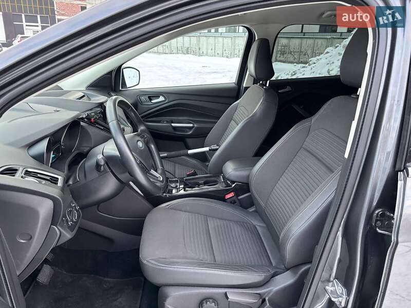 Позашляховик / Кросовер Ford Kuga 2019 в Львові фото 13 Позашляховик / Кросовер Ford Kuga 2019 в Львові