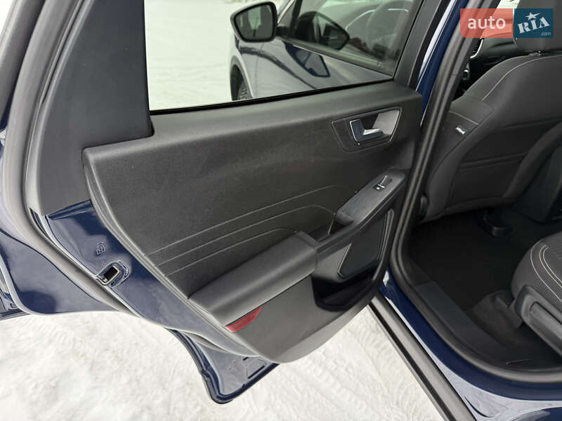 Позашляховик / Кросовер Ford Kuga 2023 в Вінниці