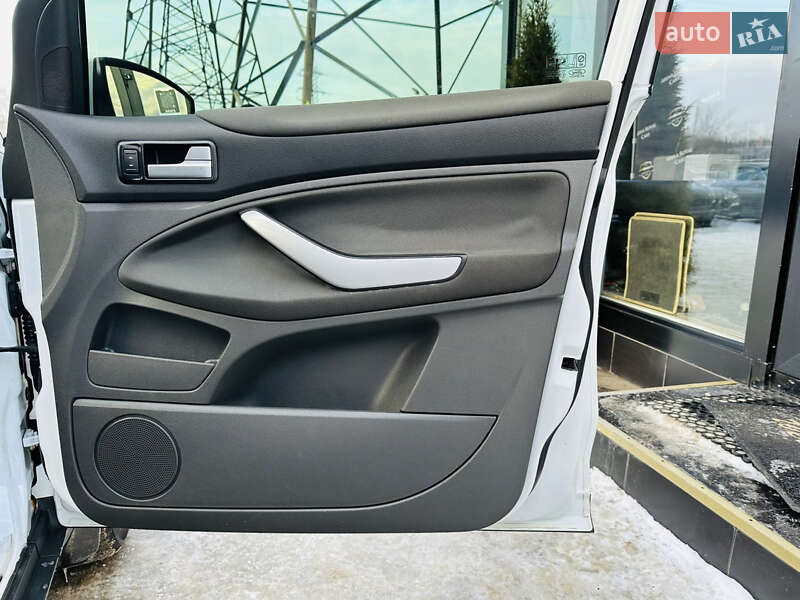 Внедорожник / Кроссовер Ford Kuga 2012 в Харькове фото 23 Внедорожник / Кроссовер Ford Kuga 2012 в Харькове