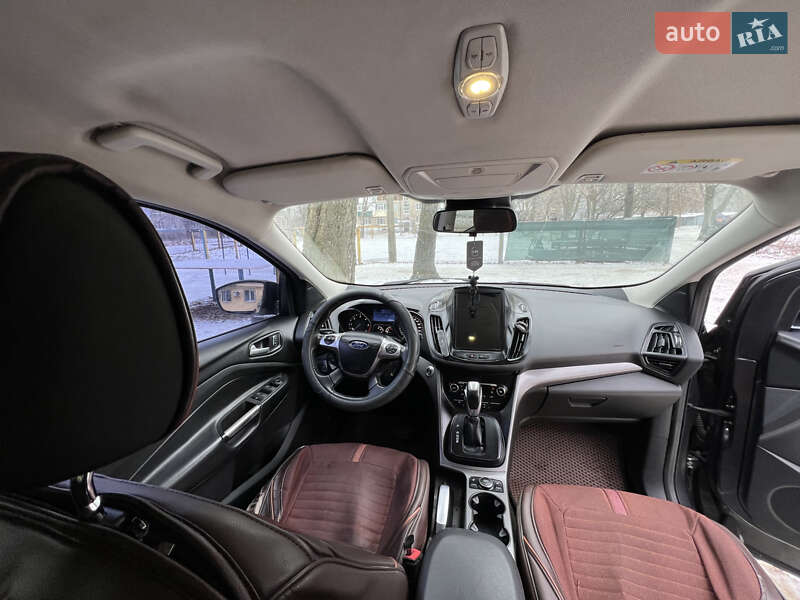 Позашляховик / Кросовер Ford Kuga 2015 в Полтаві