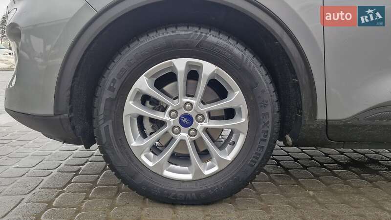 Внедорожник / Кроссовер Ford Kuga 2020 в Львове фото 12 Внедорожник / Кроссовер Ford Kuga 2020 в Львове