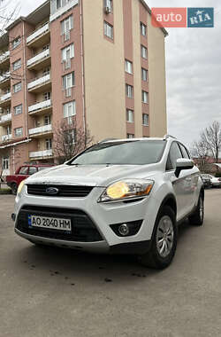 Позашляховик / Кросовер Ford Kuga 2012 в Ужгороді
