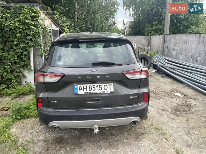 Ford Kuga 2021