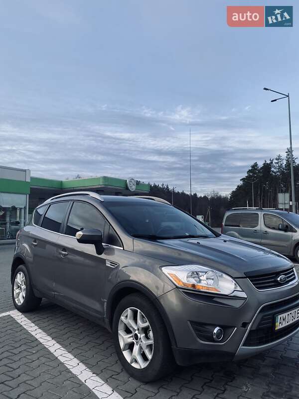 Внедорожник / Кроссовер Ford Kuga 2012 в Житомире