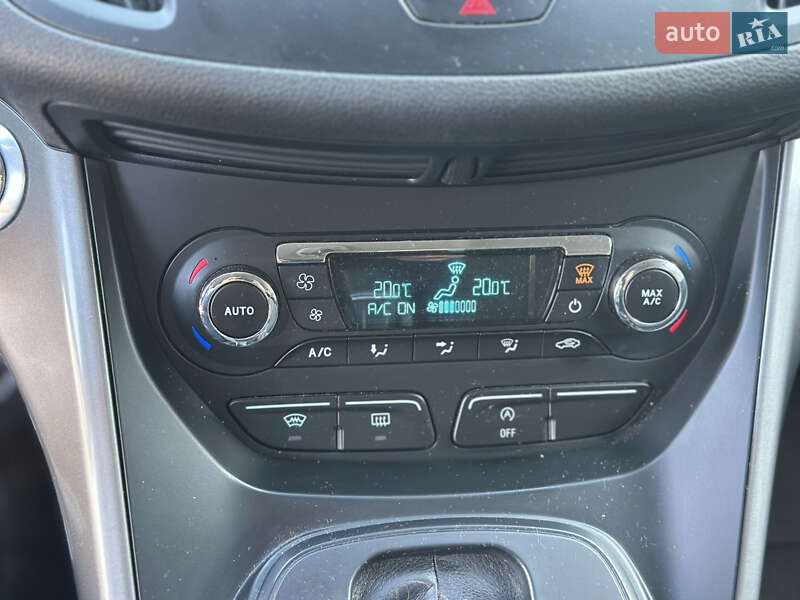 Позашляховик / Кросовер Ford Kuga 2015 в Львові фото 68 Позашляховик / Кросовер Ford Kuga 2015 в Львові